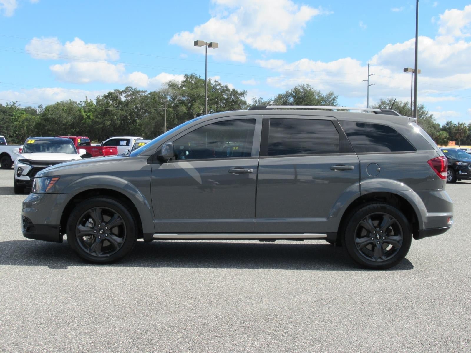Used 2020 Dodge Journey Crossroad FWD image 4