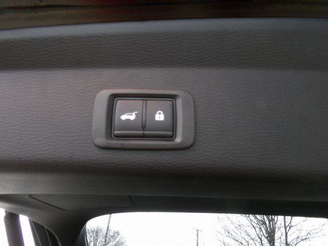 New 2025 Mitsubishi Outlander SEL image 11