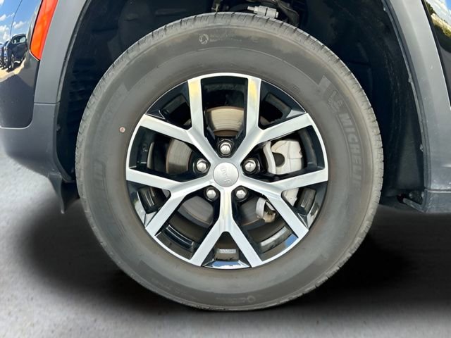 Used 2024 Jeep Grand Cherokee Limited image 15