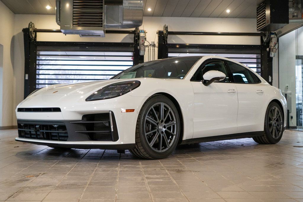 New 2026 Porsche Panamera 4
