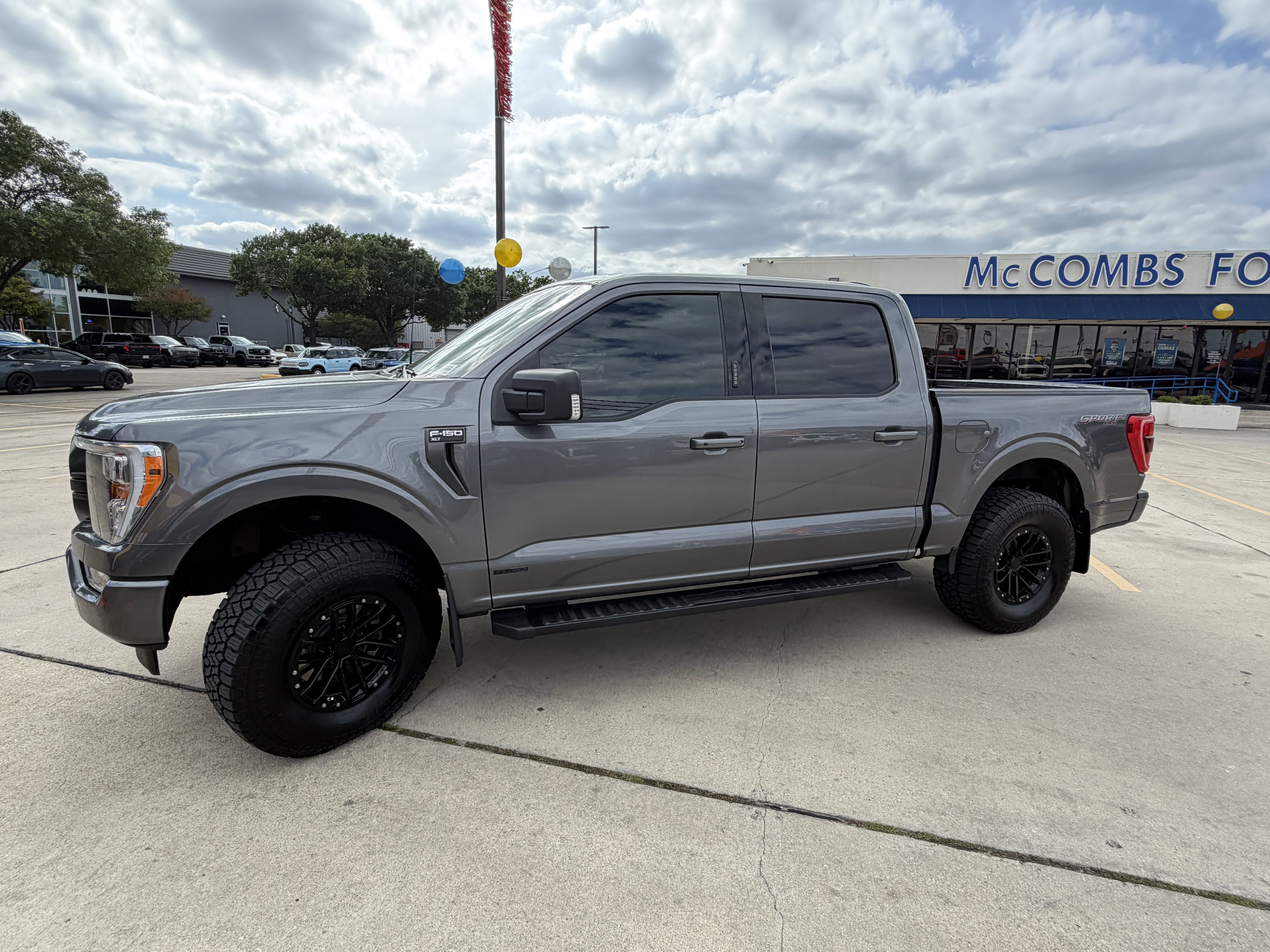 Used 2021 Ford F150 XLT w/ Equipment Group 302A High AWD/4WD image 13