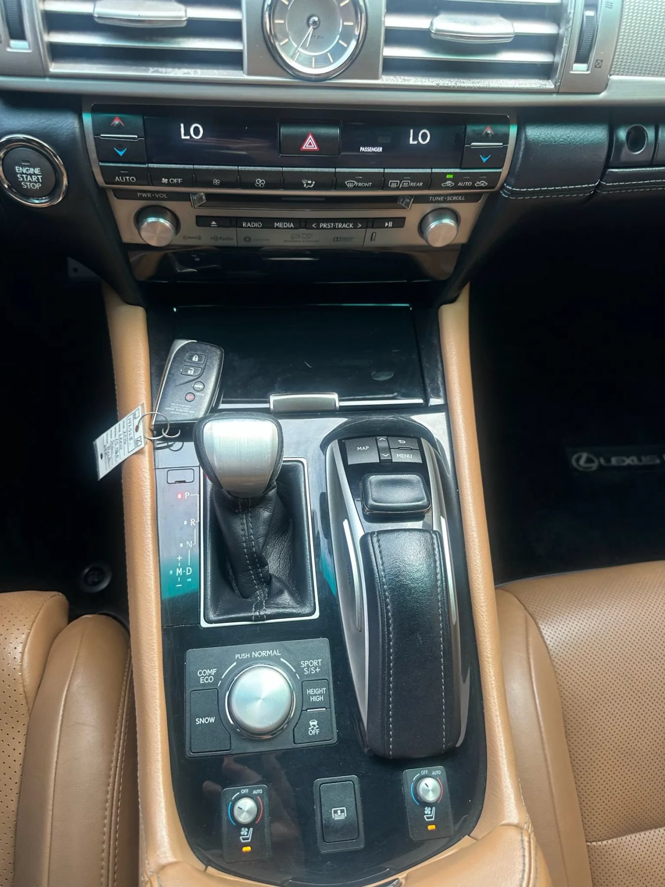 Used 2016 Lexus LS 460 RWD image 39