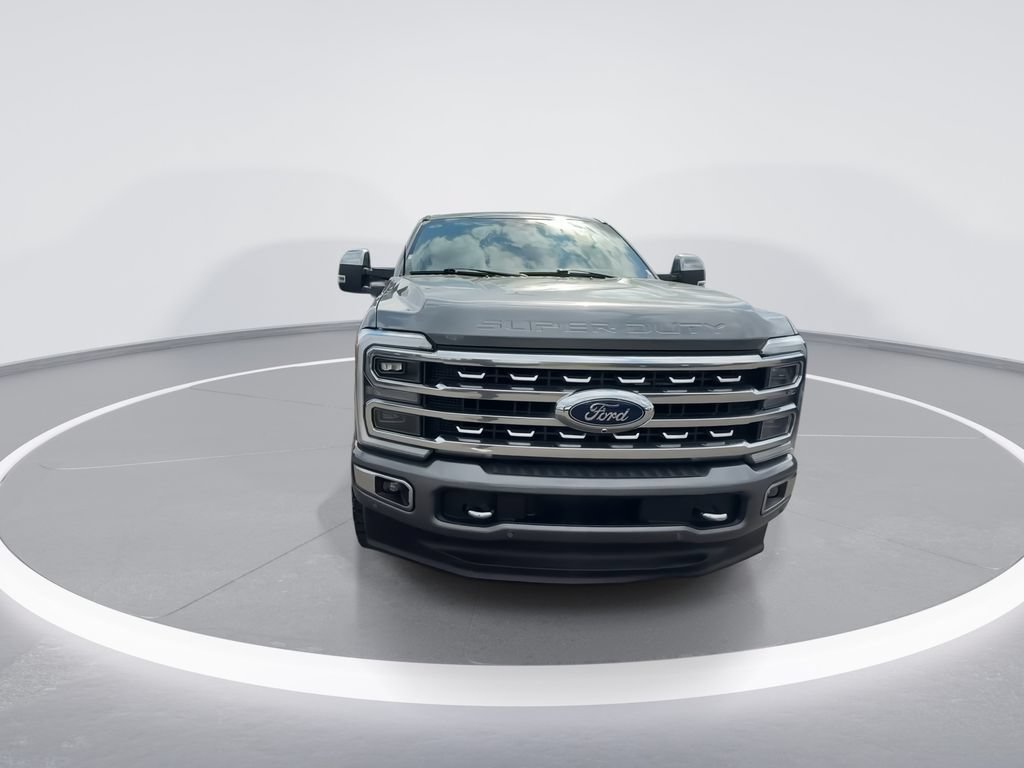 Used 2024 Ford F250 Platinum AWD/4WD image 3