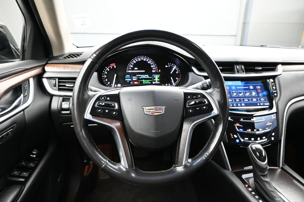 Used 2019 Cadillac XTS Luxury FWD image 13
