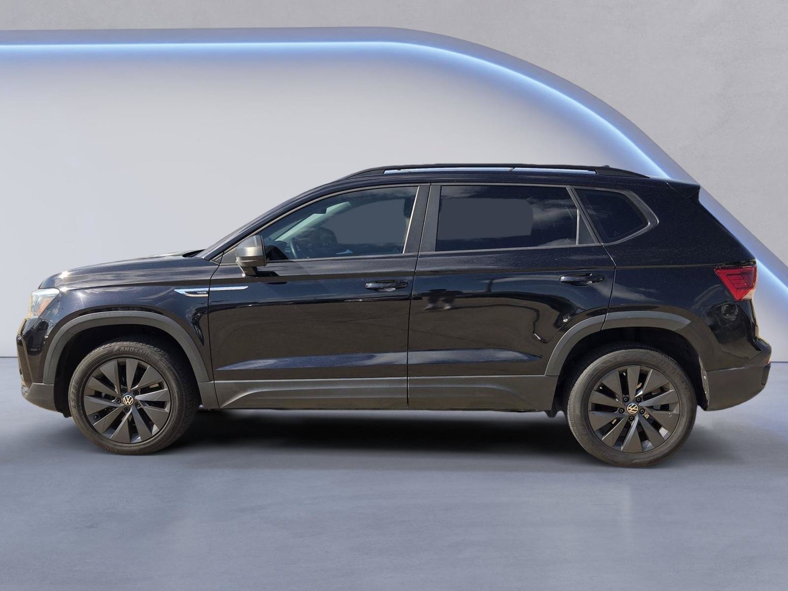 Used 2022 Volkswagen Taos S FWD image 5