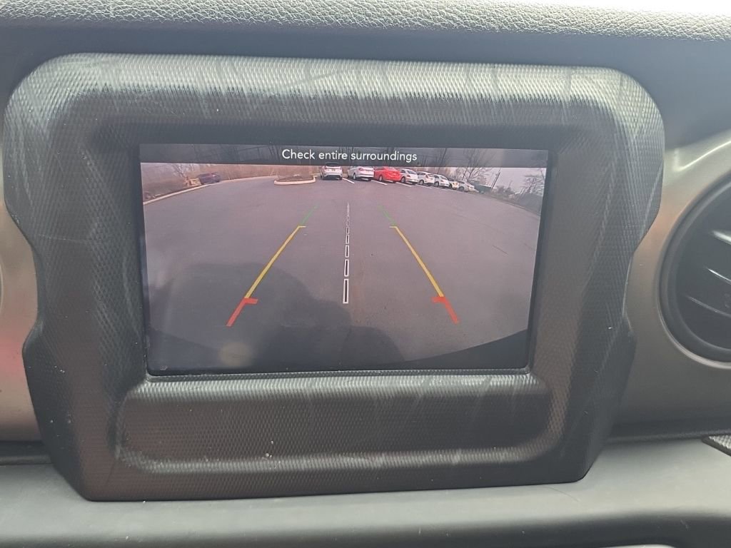 Used 2018 Jeep Wrangler Unlimited Sport S image 25