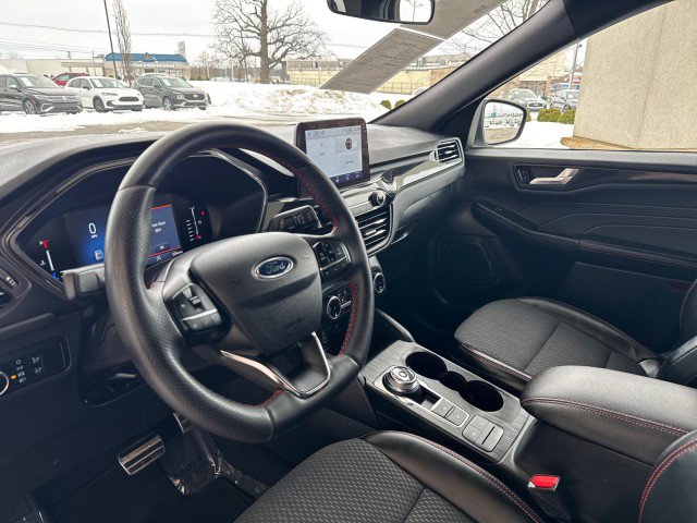 Used 2024 Ford Escape ST-Line AWD/4WD image 10