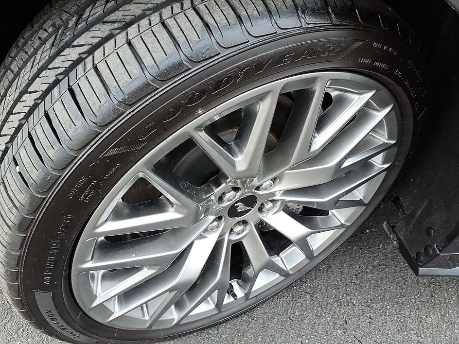 Used 2024 Ford Mustang GT Premium image 10