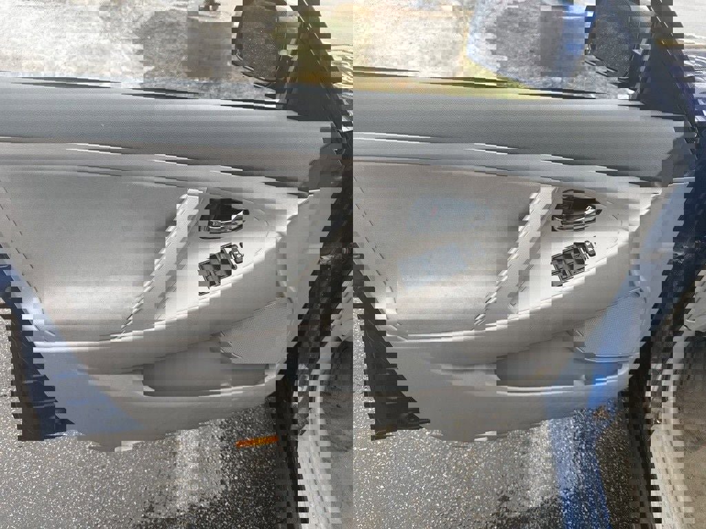 Used 2009 Toyota Camry LE image 12