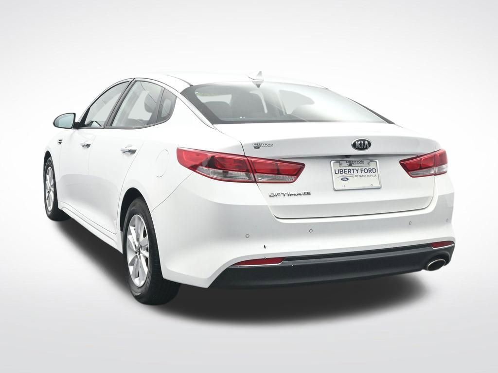 Used 2018 Kia Optima LX image 9