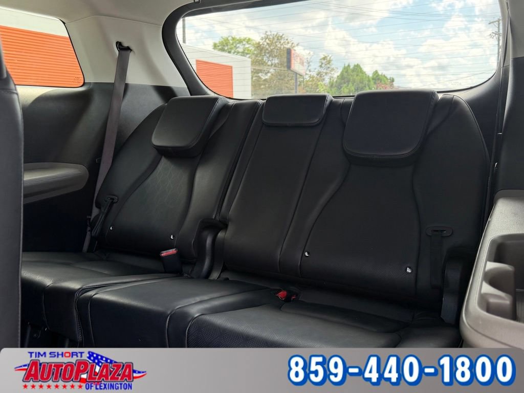 Used 2025 Kia Carnival FWD image 33
