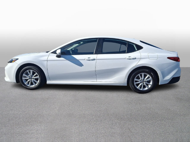 Used 2025 Toyota Camry LE FWD image 7