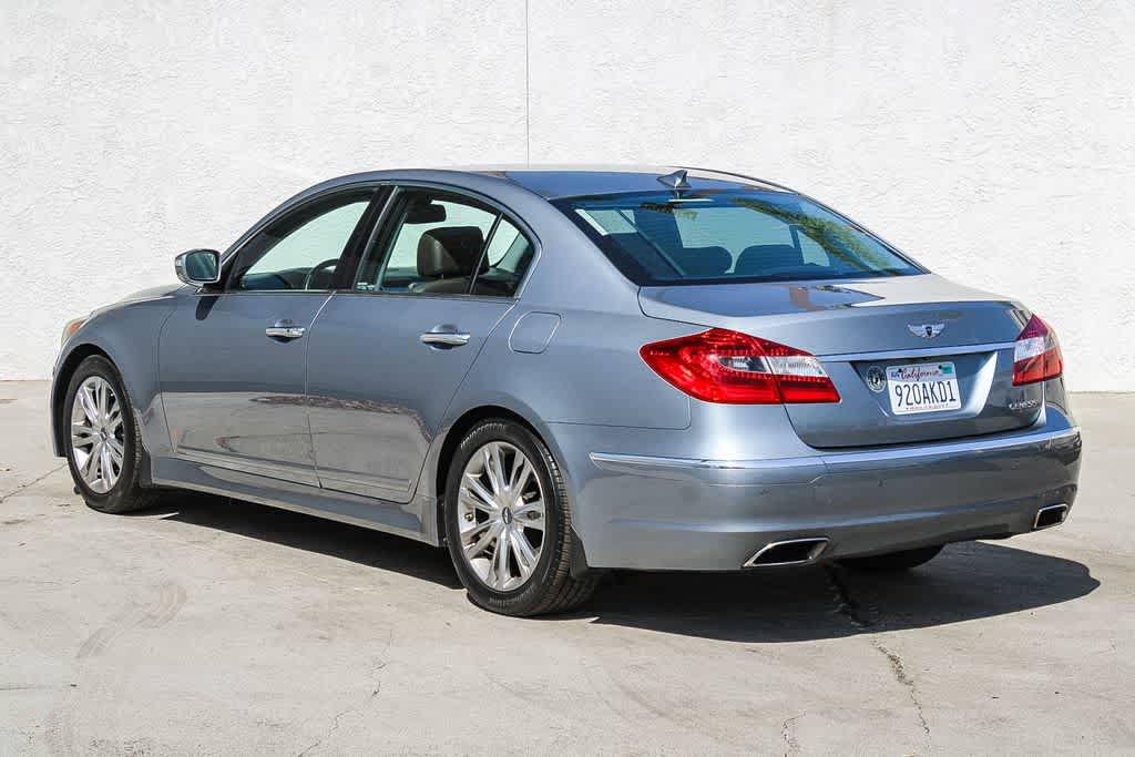 Used 2014 Hyundai Genesis 3.8 w/ Technology Package 03 RWD image 4