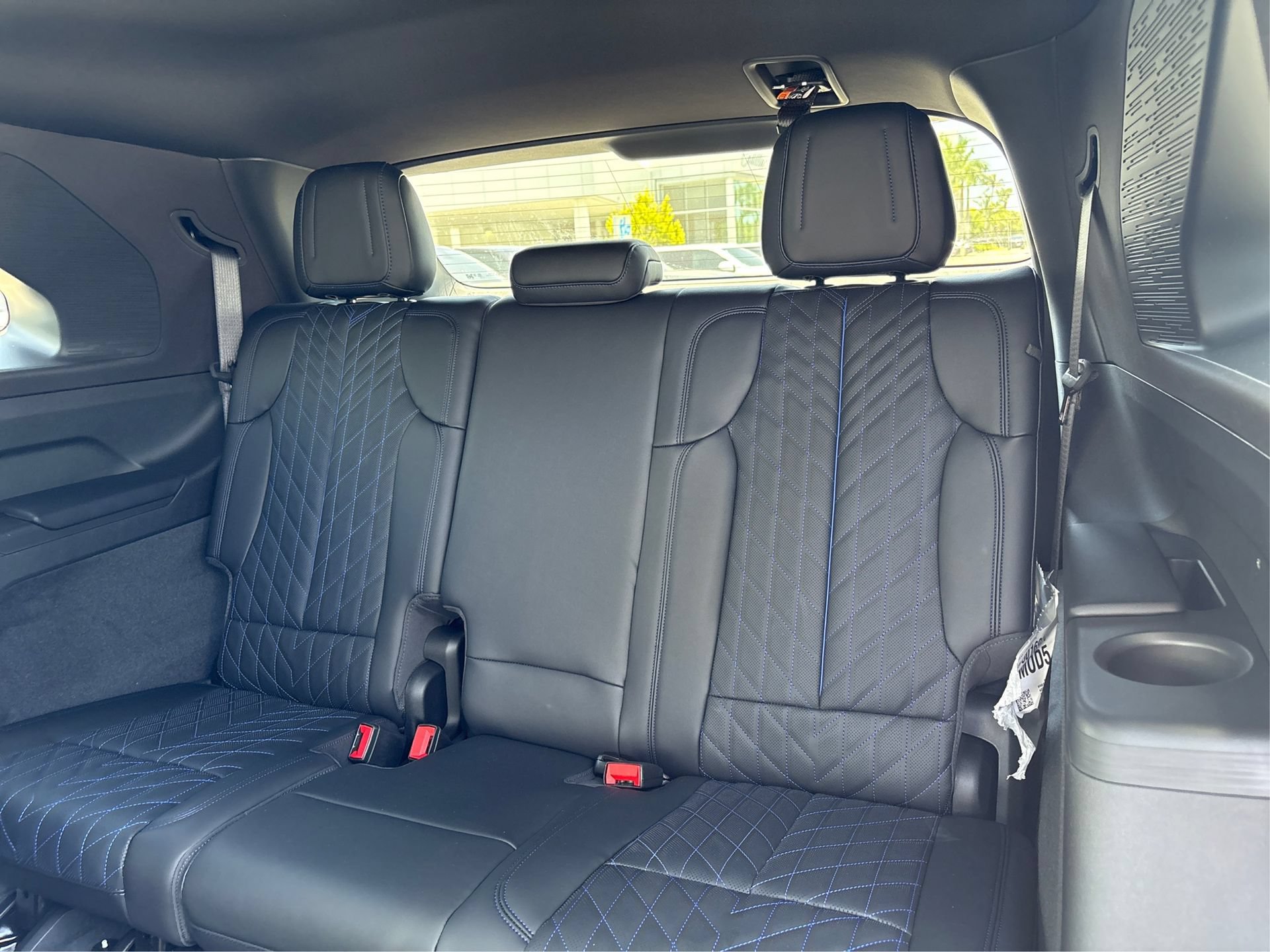New 2026 Cadillac Escalade IQ Luxury 1 w/ LPO, Etrunk Organizer Package AWD/4WD image 11
