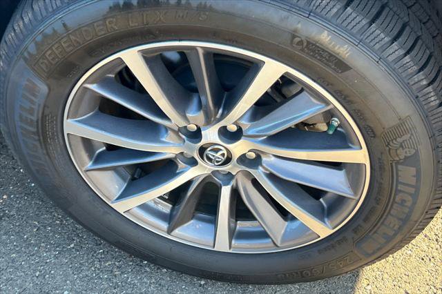 Certified 2019 Toyota Highlander XLE AWD/4WD image 22