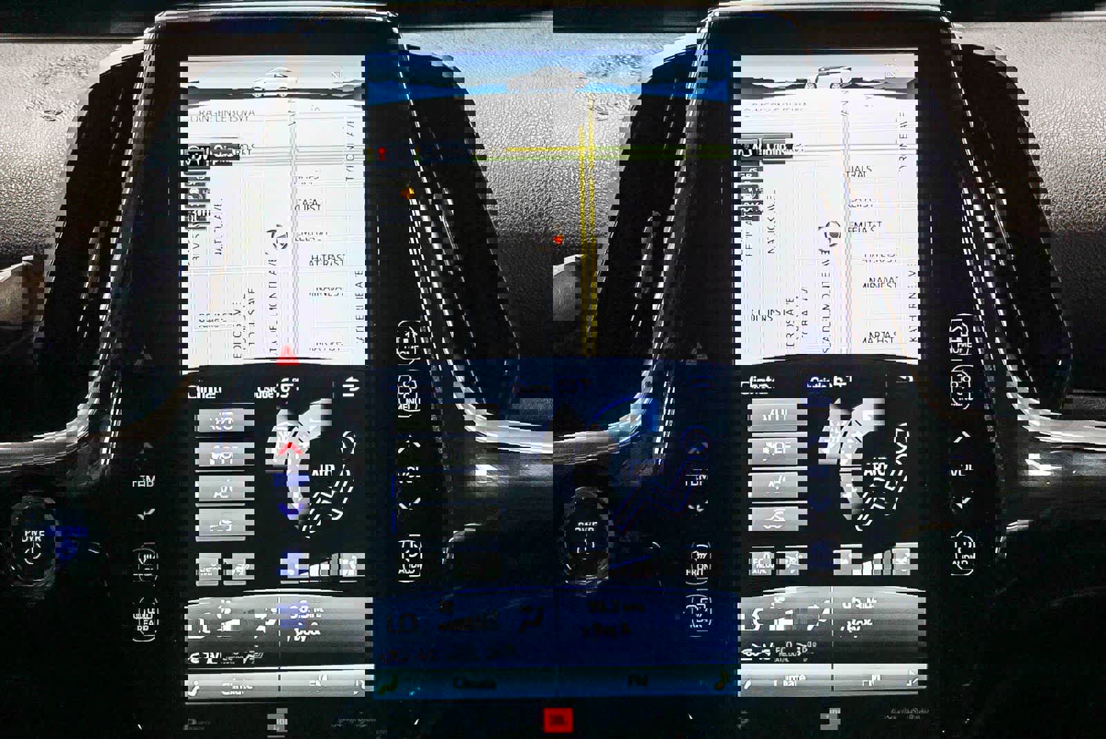 Certified 2019 Toyota Prius Prime Advanced w/ Carpet Mat Package image 15