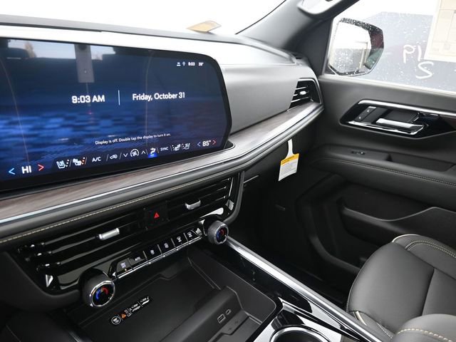 New 2026 Chevrolet Suburban Premier image 26