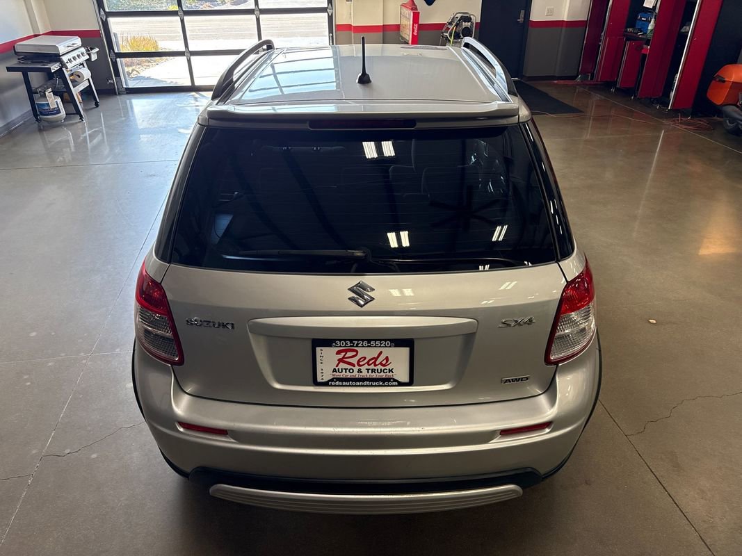 Used 2008 Suzuki SX4 AWD Hatchback image 14