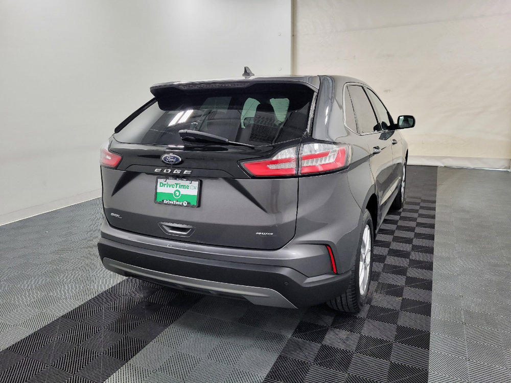 Used 2023 Ford Edge SEL image 9
