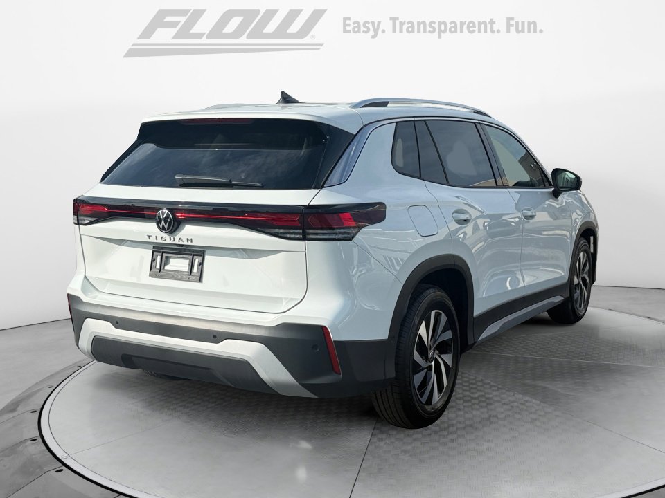 New 2026 Volkswagen Tiguan S FWD image 7