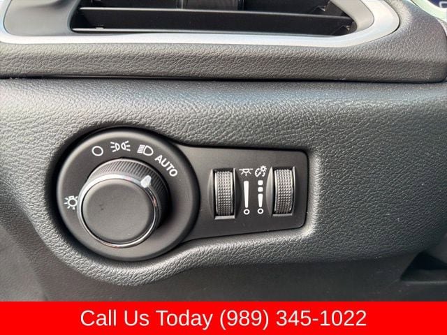 New 2026 Chrysler Voyager LX FWD image 25
