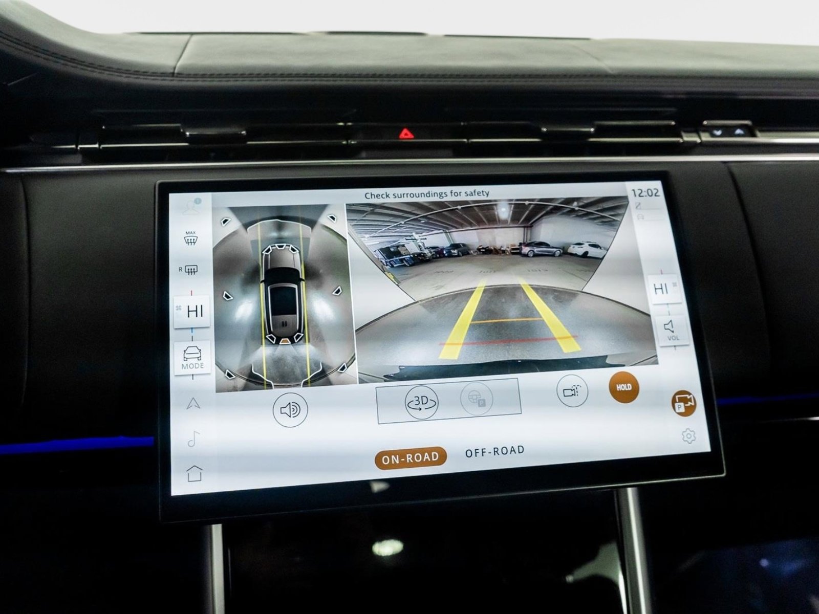 Used 2024 Land Rover Range Rover Long Wheelbase Autobiography image 38