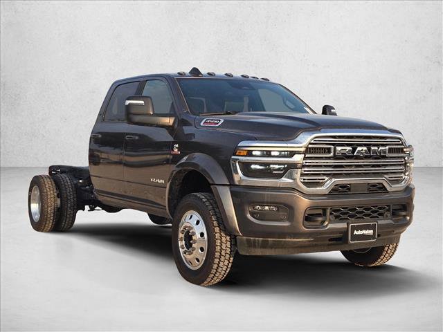New 2026 RAM 4500 4x4 Crew Cab DRW w/ Laramie Trim Package image 7
