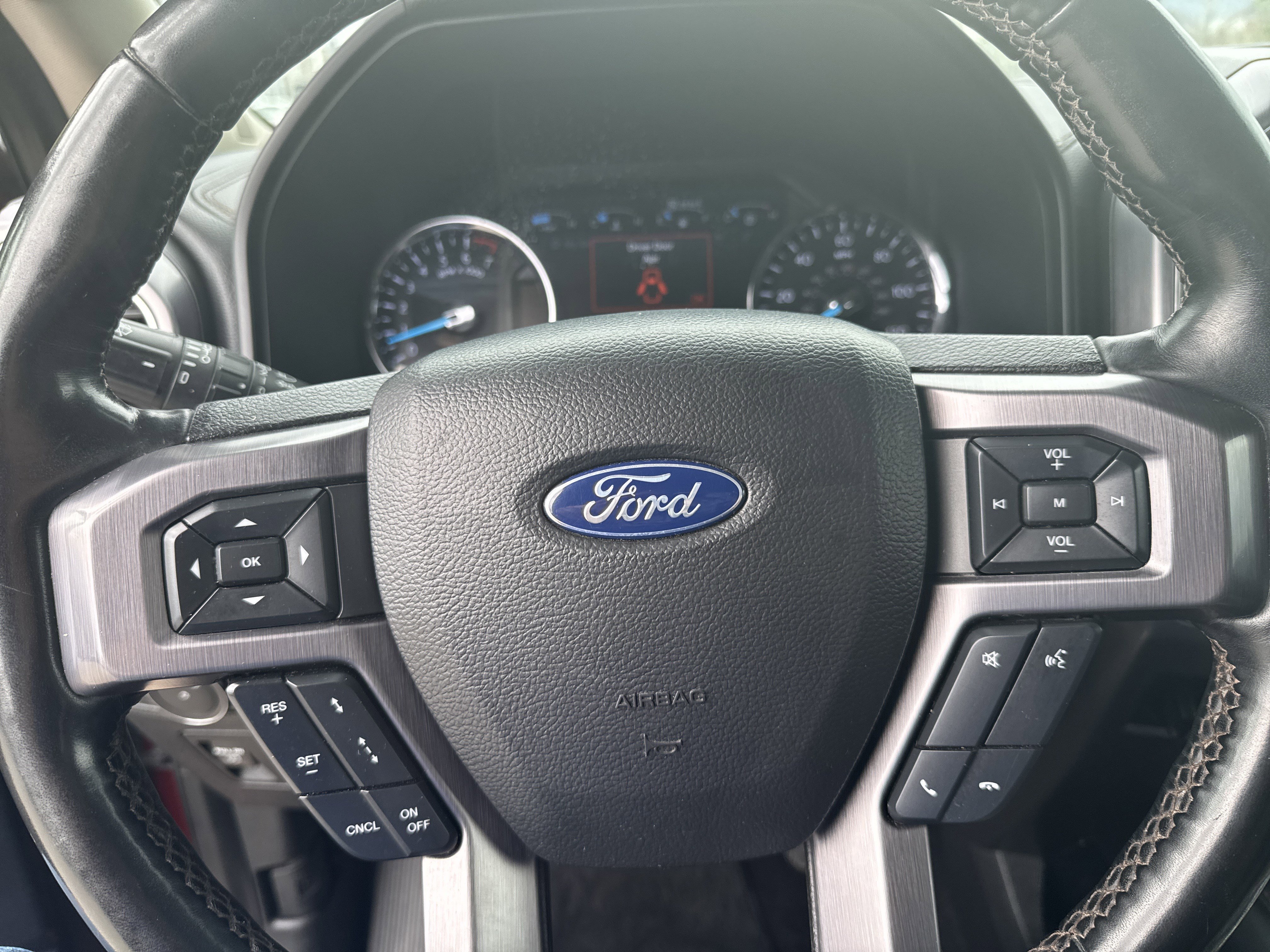 Used 2019 Ford Expedition Platinum AWD/4WD image 15