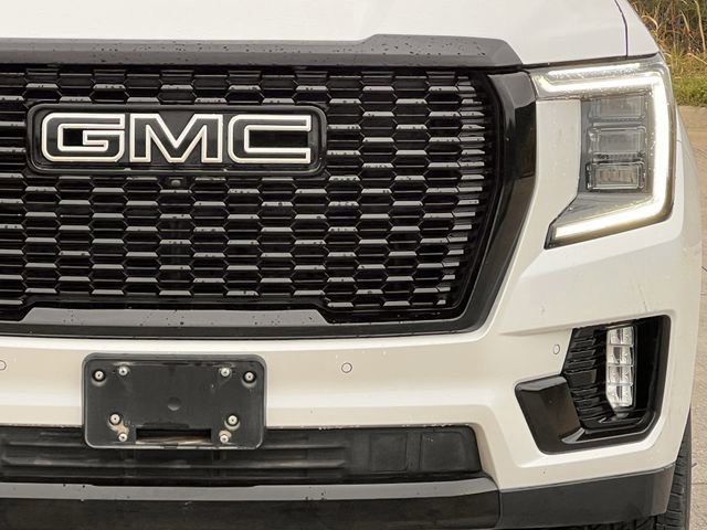 Used 2021 GMC Yukon Denali w/ Denali Premium Package image 9