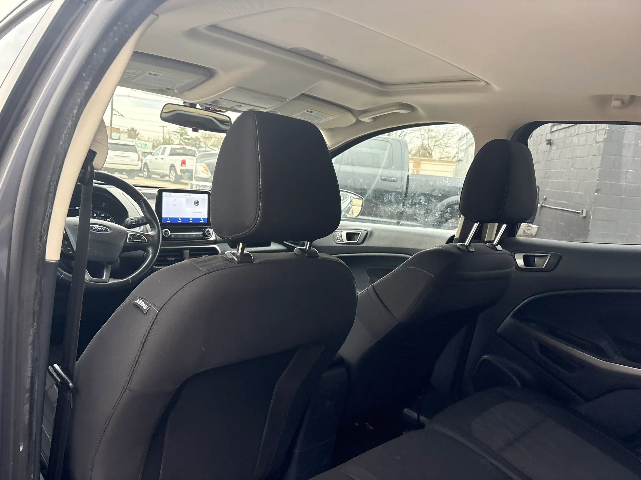 Used 2020 Ford EcoSport SE image 13