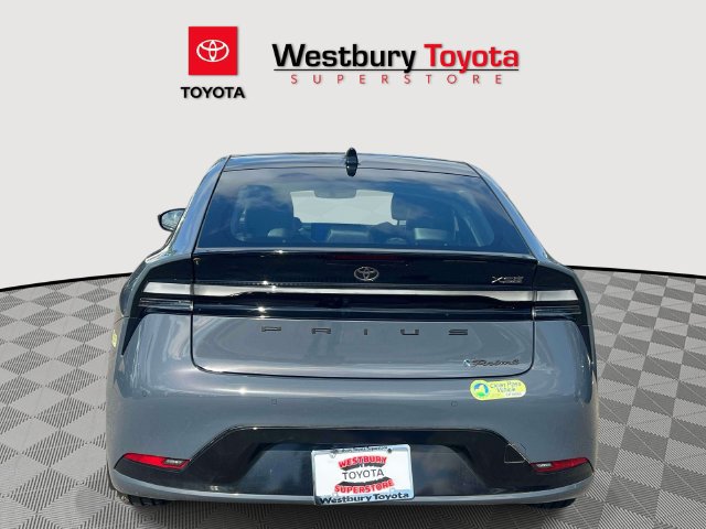 Certified 2024 Toyota Prius Prime Premium w/ Advanced Technology Package FWD image 9