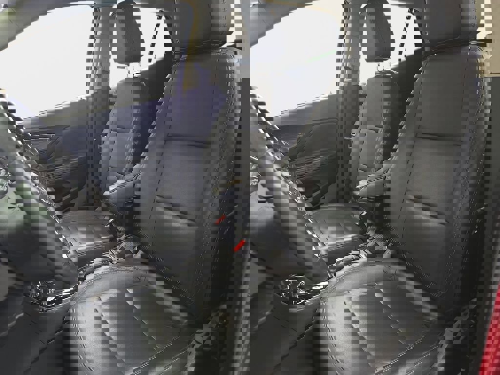 Used 2018 Buick Encore Essence image 17