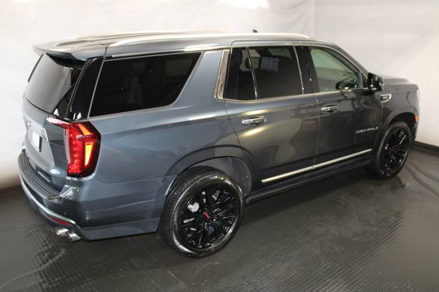 Used 2021 GMC Yukon Denali w/ Denali Premium Package AWD/4WD image 5