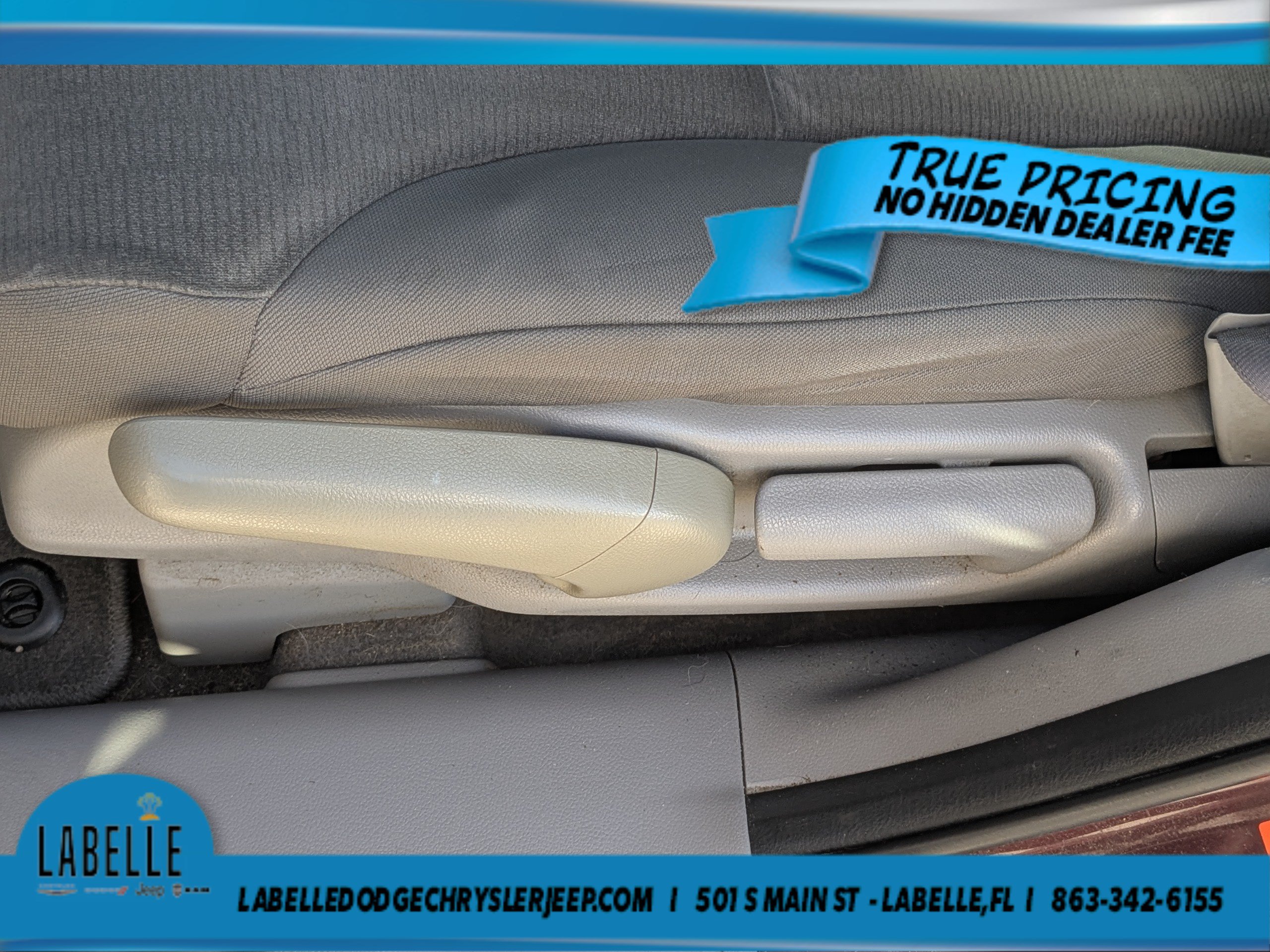 Used 2012 Honda CR-V LX image 21