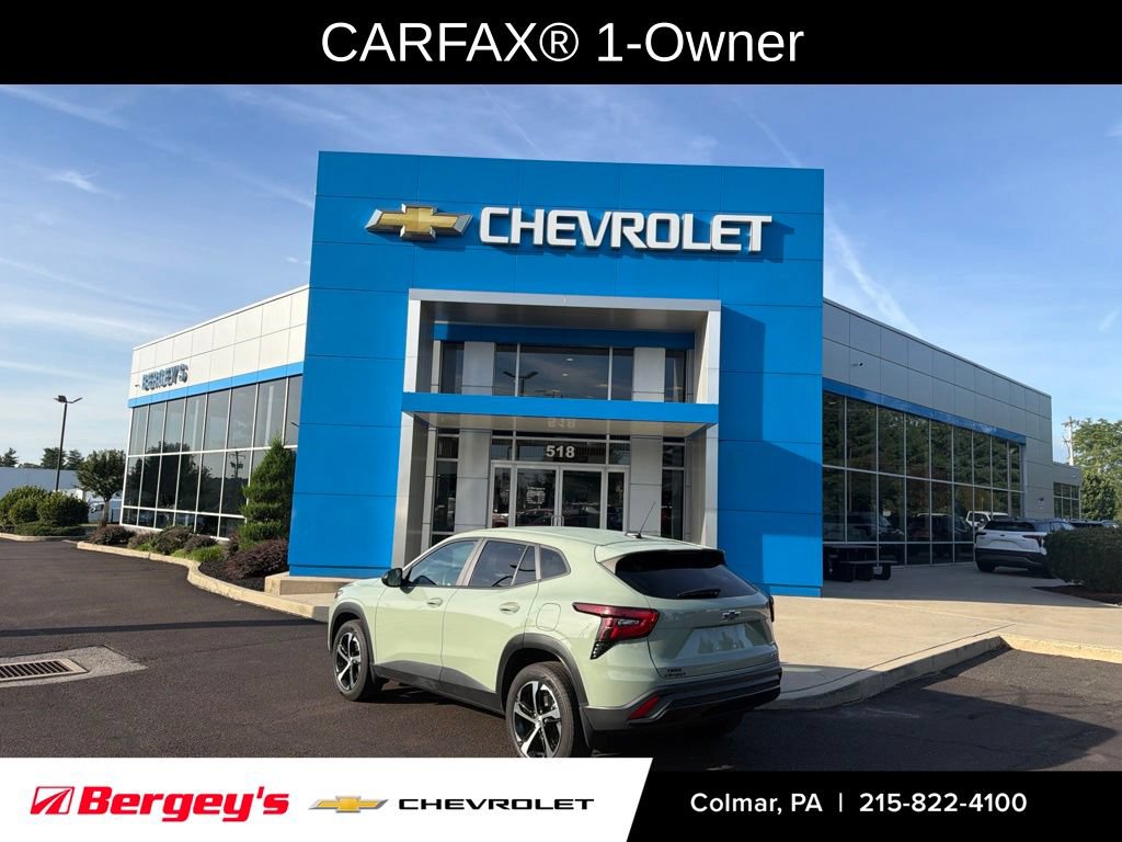 Certified 2024 Chevrolet Trax RS w/ Driver Confidence Package FWD image 3