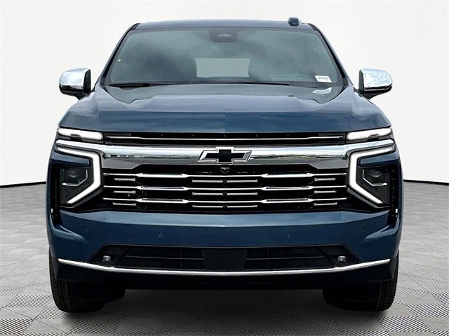 New 2026 Chevrolet Suburban Premier image 2