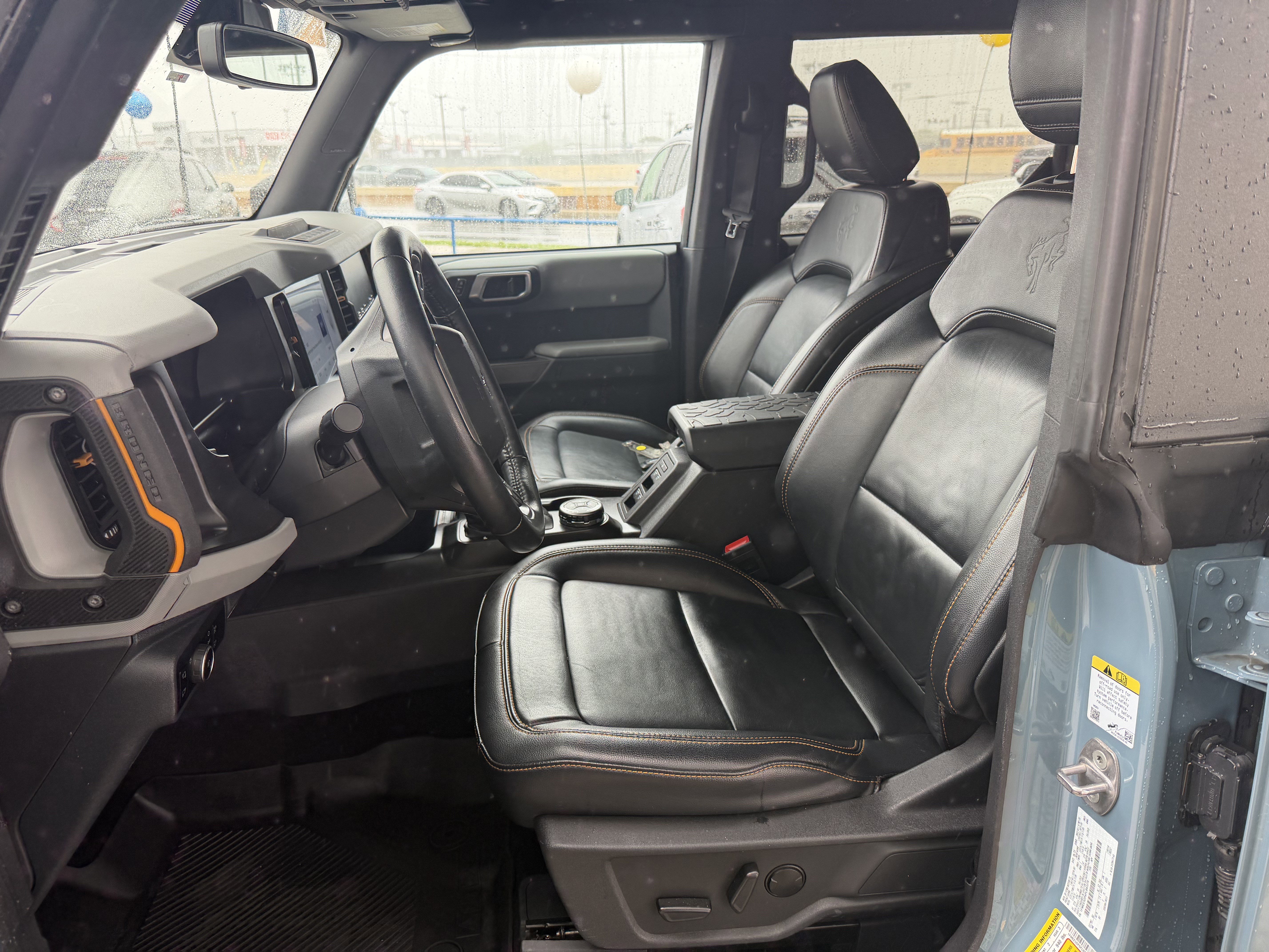 Certified 2023 Ford Bronco Badlands w/ Sasquatch Package image 12