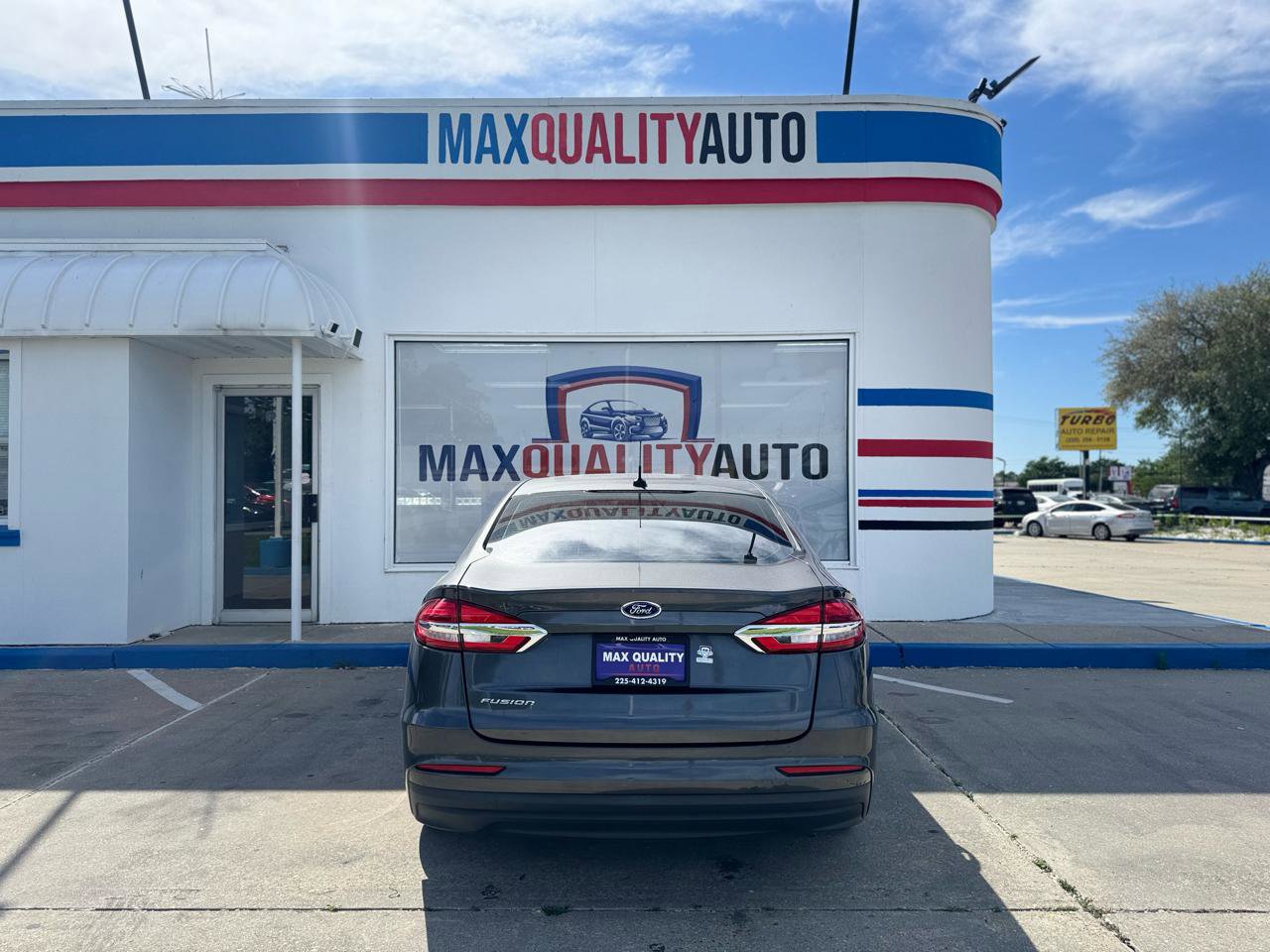 Used 2019 Ford Fusion S FWD image 29