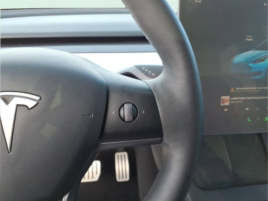 Used 2022 Tesla Model Y Performance image 21