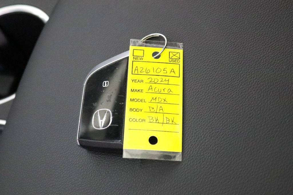Used 2024 Acura MDX SH-AWD image 32