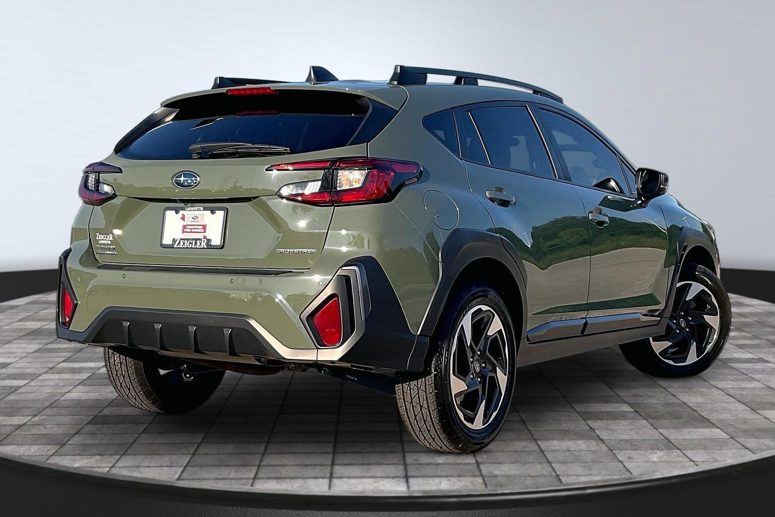 Certified 2024 Subaru Crosstrek 2.5i Limited AWD/4WD image 2