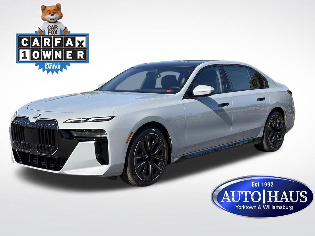 Used 2024 BMW 740i RWD image 1