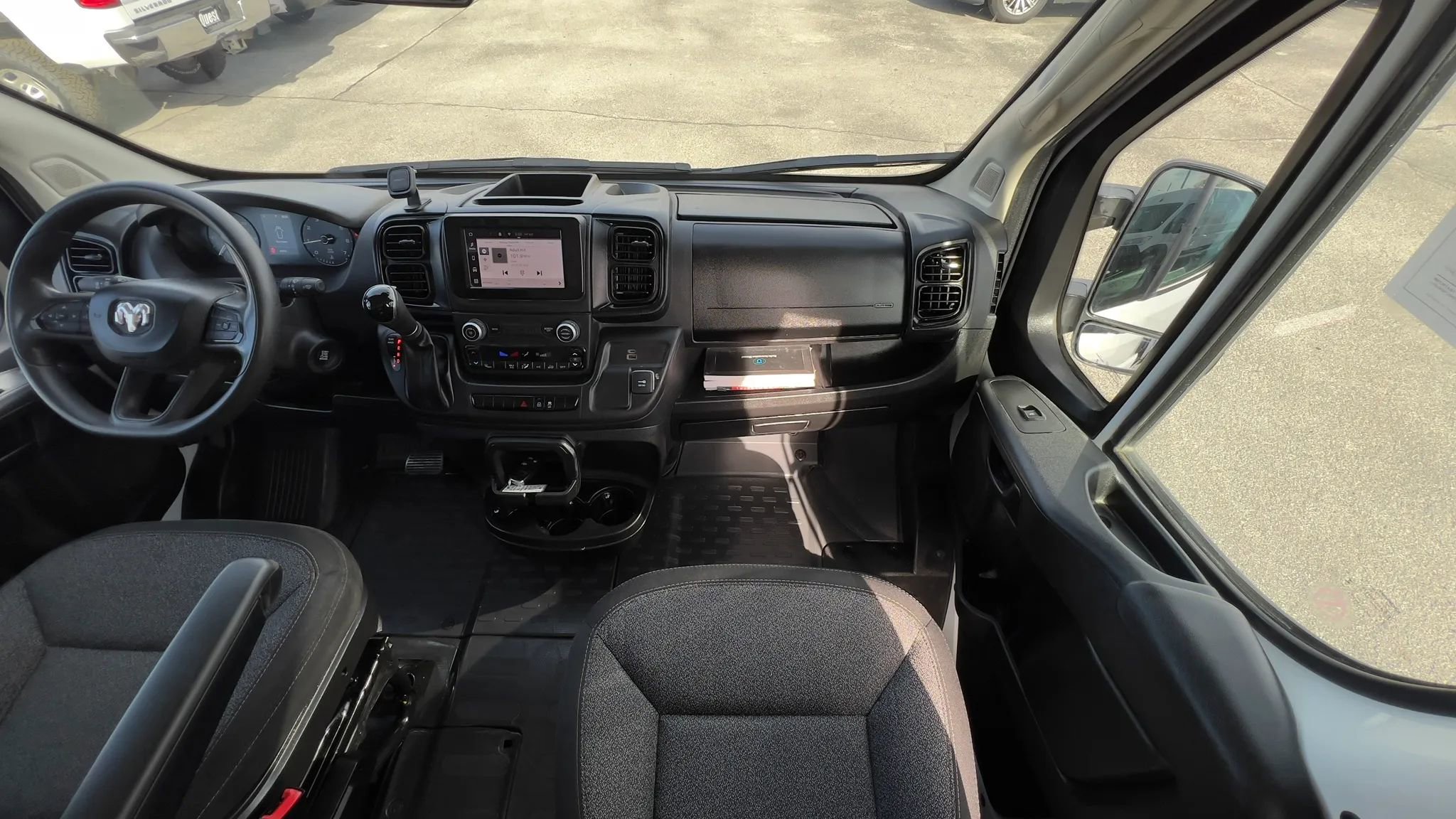 Used 2023 RAM ProMaster 2500 FWD image 26