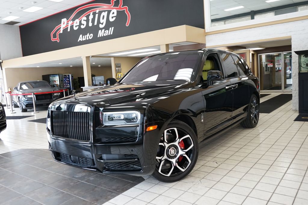 Used 2022 Rolls-Royce Cullinan Black Badge w/ Dark Exterior Package AWD/4WD image 2