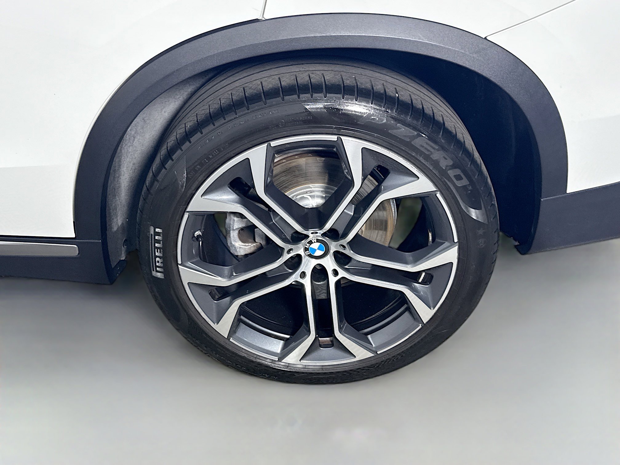 Used 2024 BMW X5 sDrive40i image 37