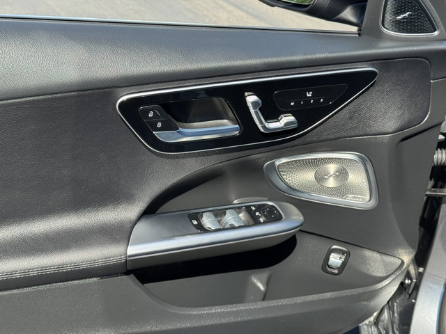 New 2025 Mercedes-Benz C 300 Sedan image 8
