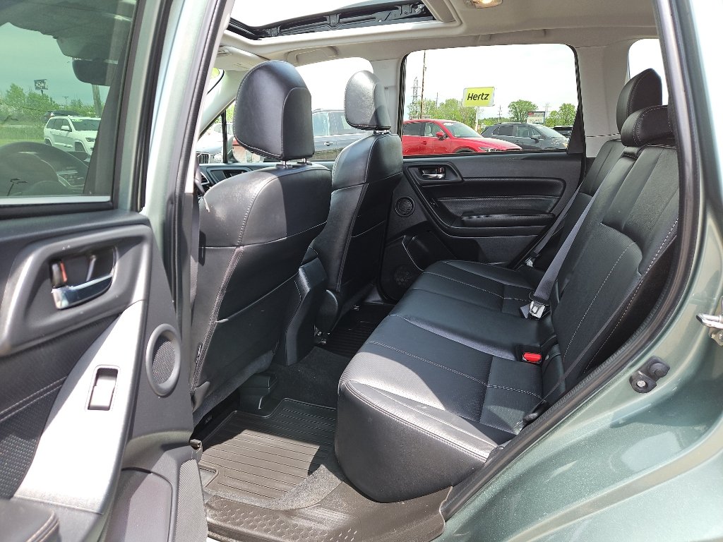 Used 2017 Subaru Forester 2.5i Touring AWD/4WD image 14