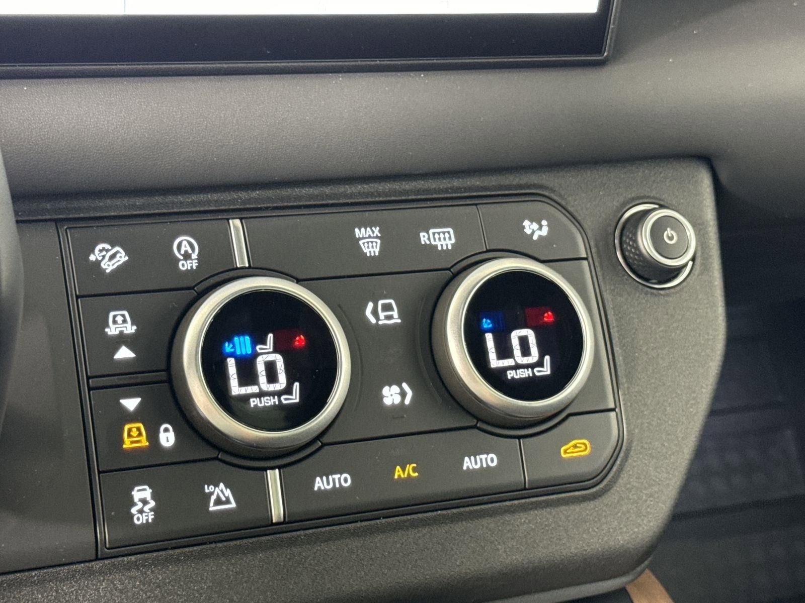 Certified 2024 Land Rover Defender 110 X AWD/4WD image 15