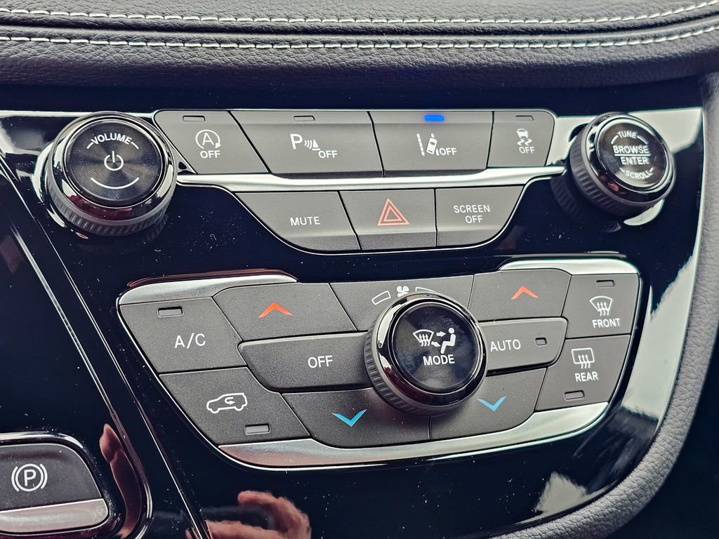 New 2026 Chrysler Pacifica Select image 26