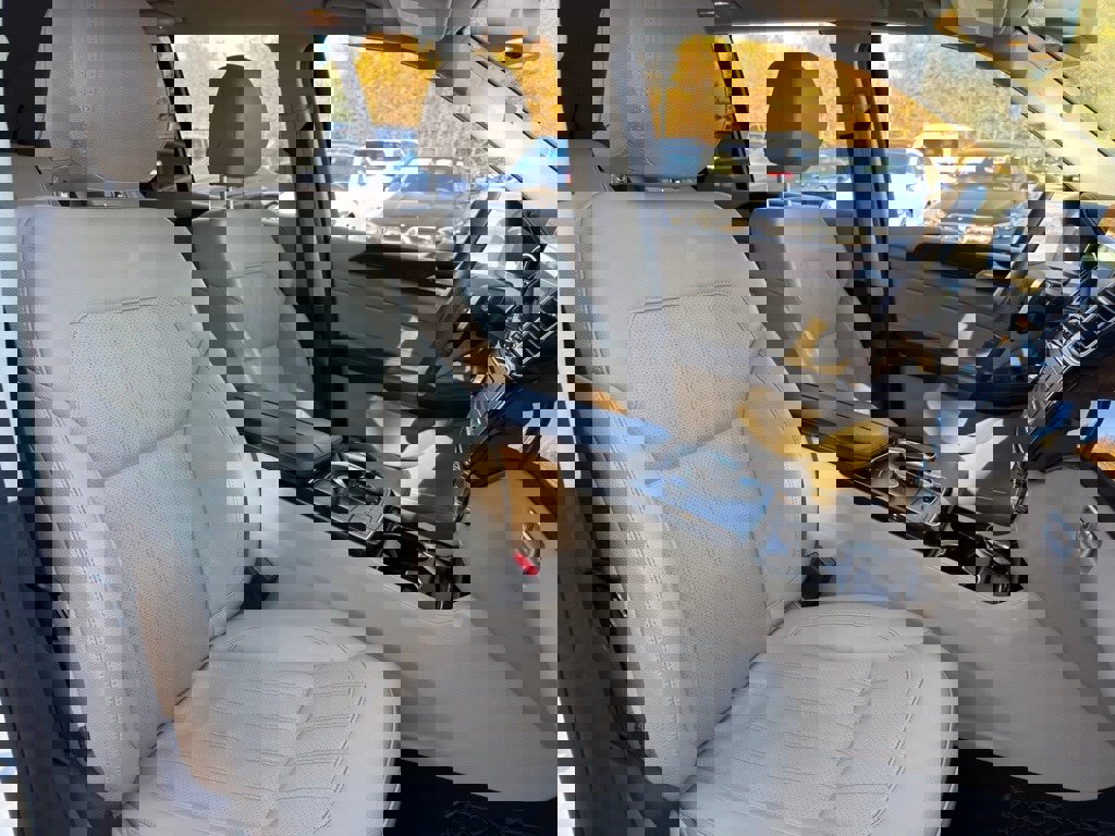 Certified 2019 Mercedes-Benz GLS 450 4MATIC w/ Premium 1 Package image 34